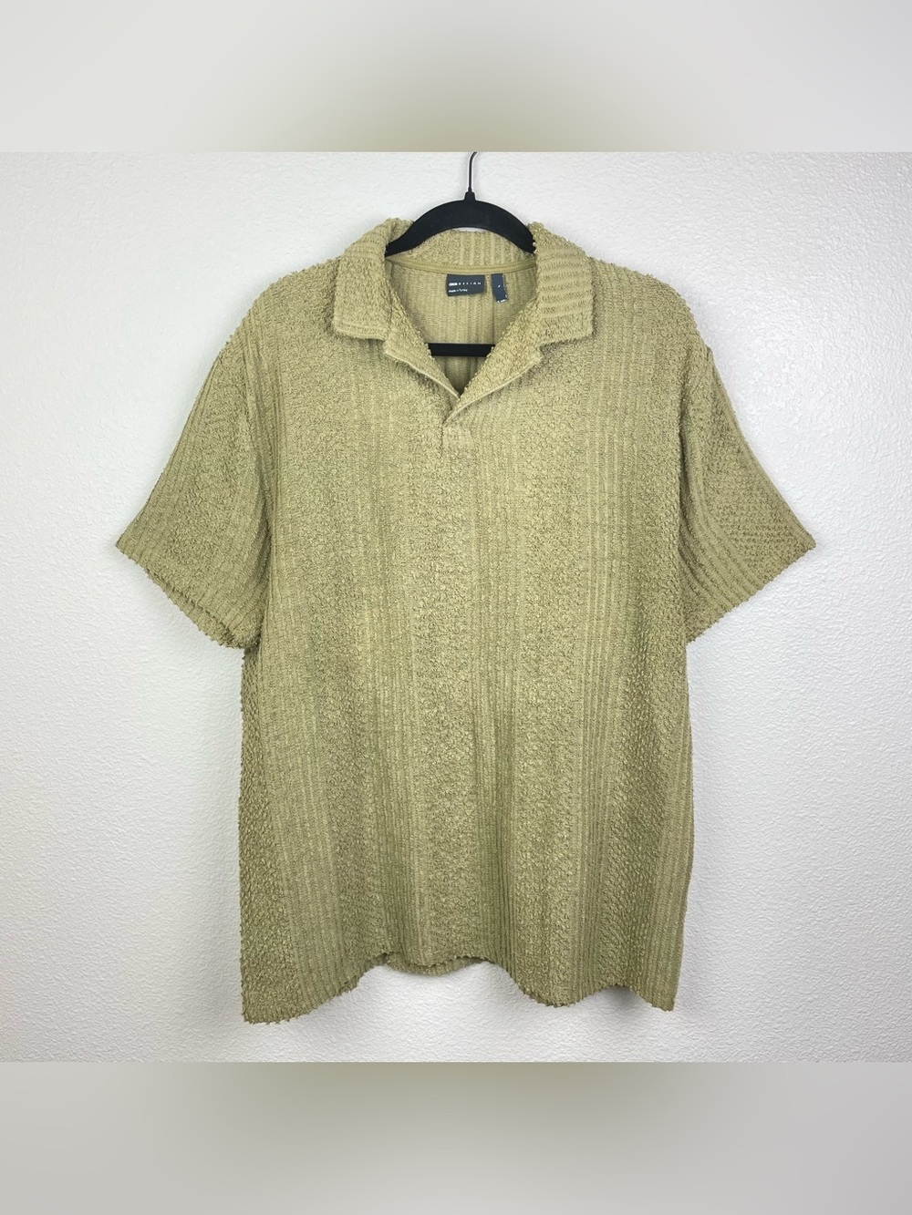 ASOS DESIGN Men's Large Relaxed Textured Polo in Khaki Green Short Sleeve Collar